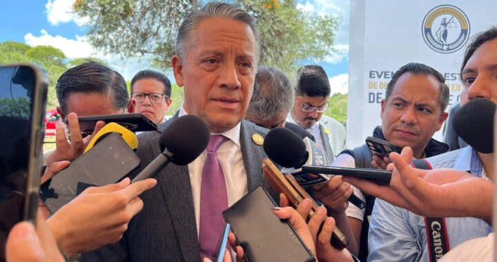 Inicia la FGE, investigación contra maestro acusado de abuso en escuela secundaria