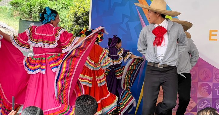 Fortalece CECYTEG integración de sus estudiantes con encuentro cultural