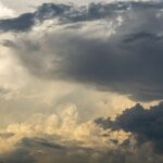 Calor, lluvias, ráfagas de viento y descenso de temperatura: meteorólogo de la UG advierte cambios en las condiciones del tiempo