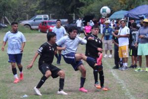 SIGUEN CERRADAS LAS LLAVES EN LA LIGUILLA DEL FUTBOL RURAL