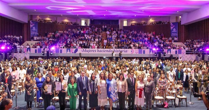 Conmemora a “Las Mujeres en la Construcción de Nuestra Historia”
