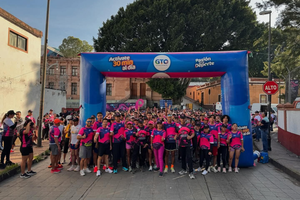 CORREN MILES CON EL MENSAJE DE LA LUCHA CONTRA EL CÁNCER