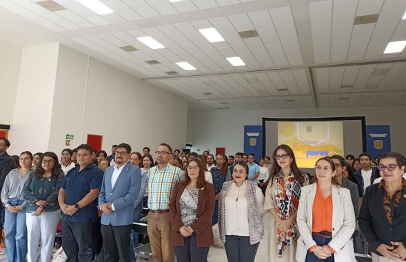UG fortalece el acompañamiento estudiantil con el Primer Encuentro de Tutores Pares 2026