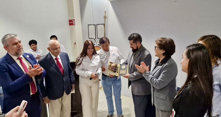 UG: La XXXIII Semana de Ingeniería rinde homenaje póstumo al Mtro. Rafael Ángel Rodríguez Cruz