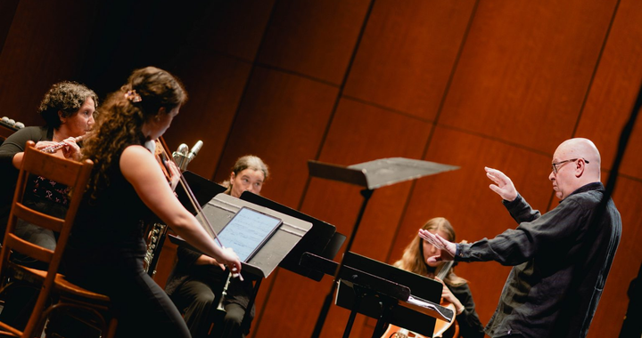 Completa Sinfonietta MIQ estreno en México del programa Raíces