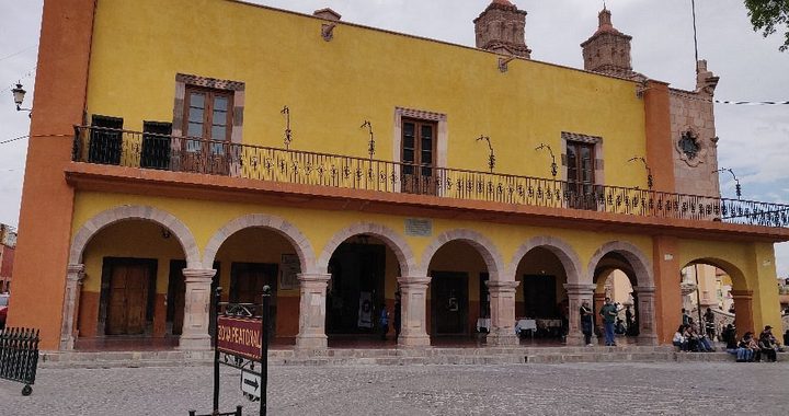 Invita Libia García a visitar museos de Dolores Hidalgo y celebrar las fiestas patrias