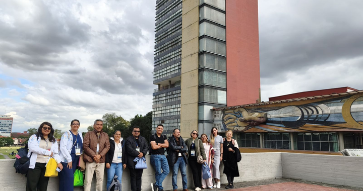 Tutoras y tutores del Nivel Medio Superior de la UG participan en congreso latinoamericano sobre abandono escolar