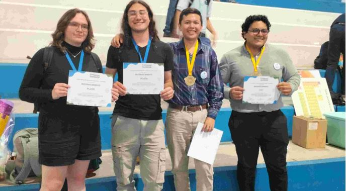 Obtiene UG medallas de oro y plata en Expociencias Guanajuato 2026