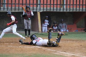 SE QUEDA EMPATADO EL PRIMERO DE LA SERIE FINAL ENTRE LA CAÑADA Y MINEROS