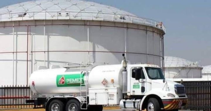 Pipas de PEMEX saturan las carreteras de Irapuato-Salamanca